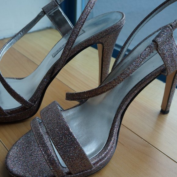 Cocktail/Sparkly Dress Sandals - Picture 9 of 12